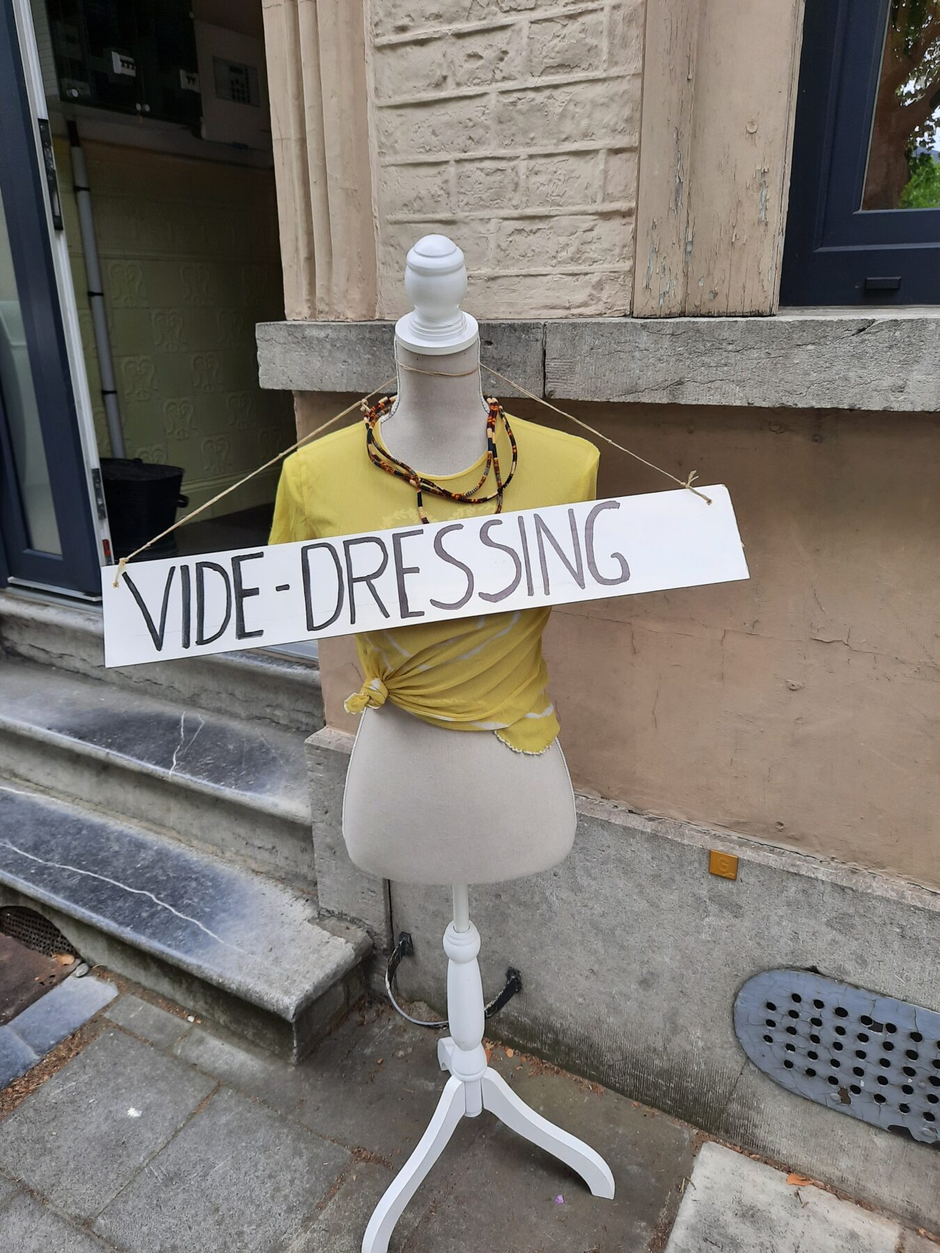 Vide dressing mons